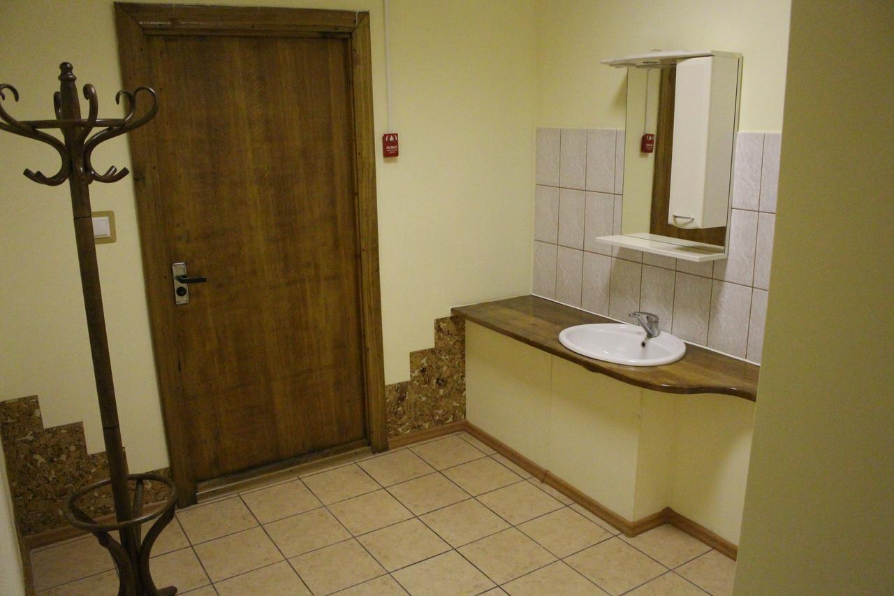 Rooms For Rent On Vokzal Brześć Zewnętrze zdjęcie